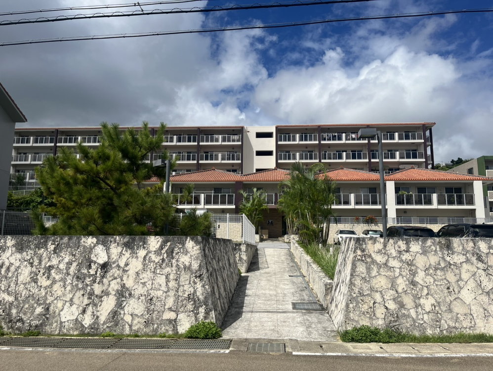 Sharl Lake Shuri Castle Park Building No. 4 Building No. 204